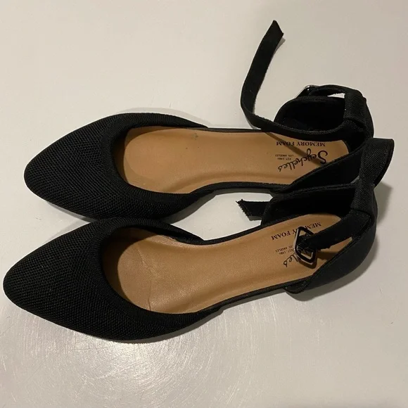 Seychelles Black Ankle Strap Flats - Picture 2 of 7